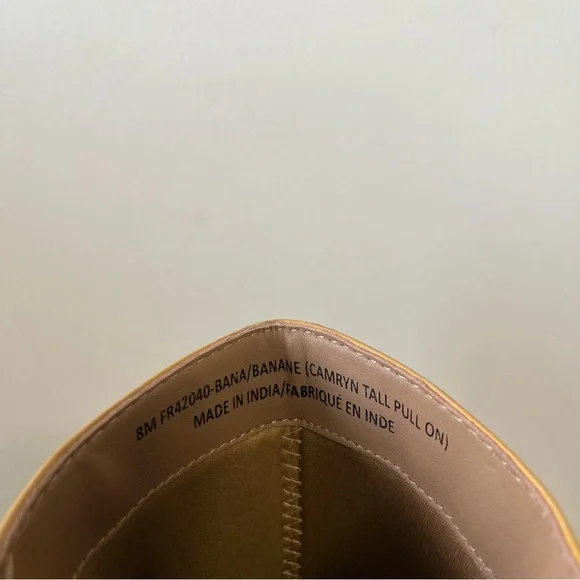 Frye Banana "Camryn" Pull On Classic Boots Size 8 - Picture 13 of 16